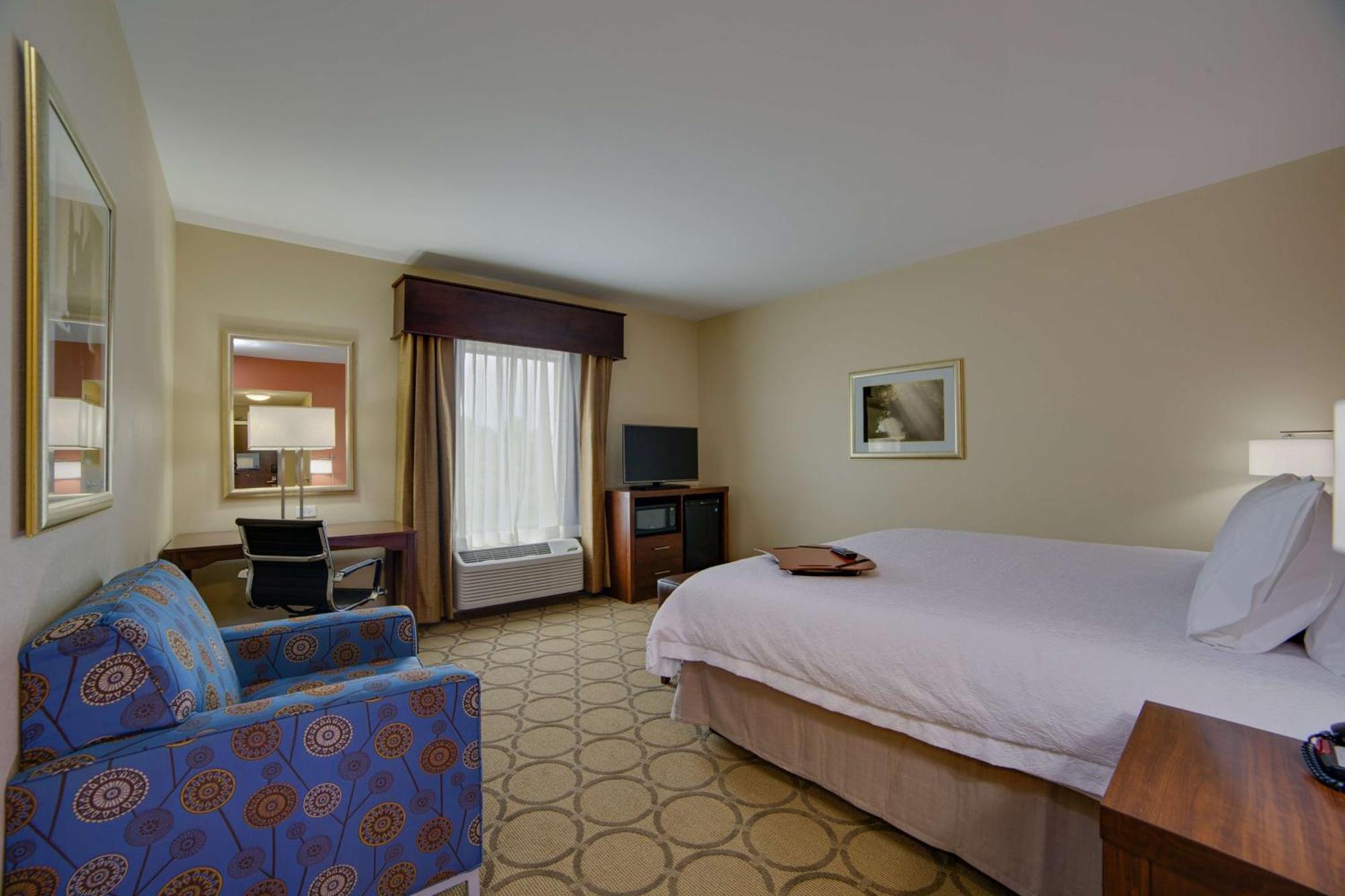 Hampton Inn&suites Philadelphia/bensalem Hotel